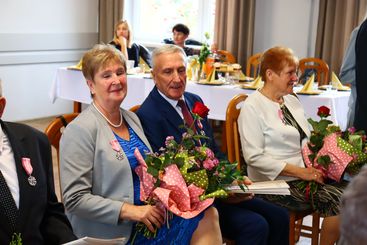 Złote Gody w gminie Czarnożyły. Medale prezydenta RP za długoletnie pożycie przyznano 12 parom